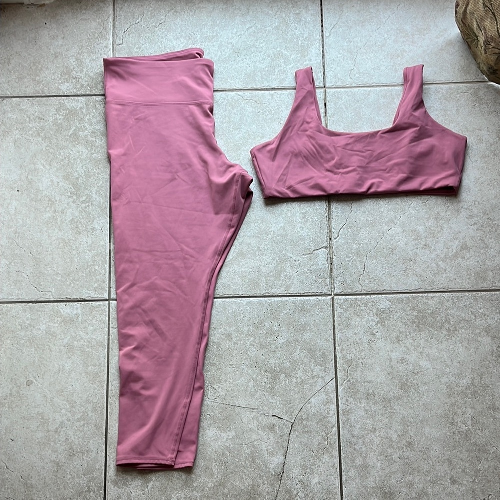 GAP Pink Leggings and Top Set